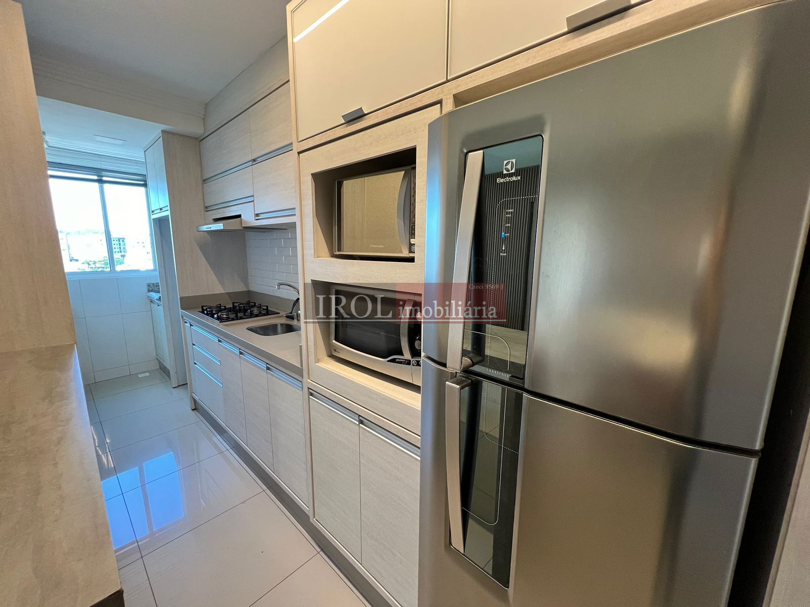 Apartamento à venda com 2 quartos, 69m² - Foto 8