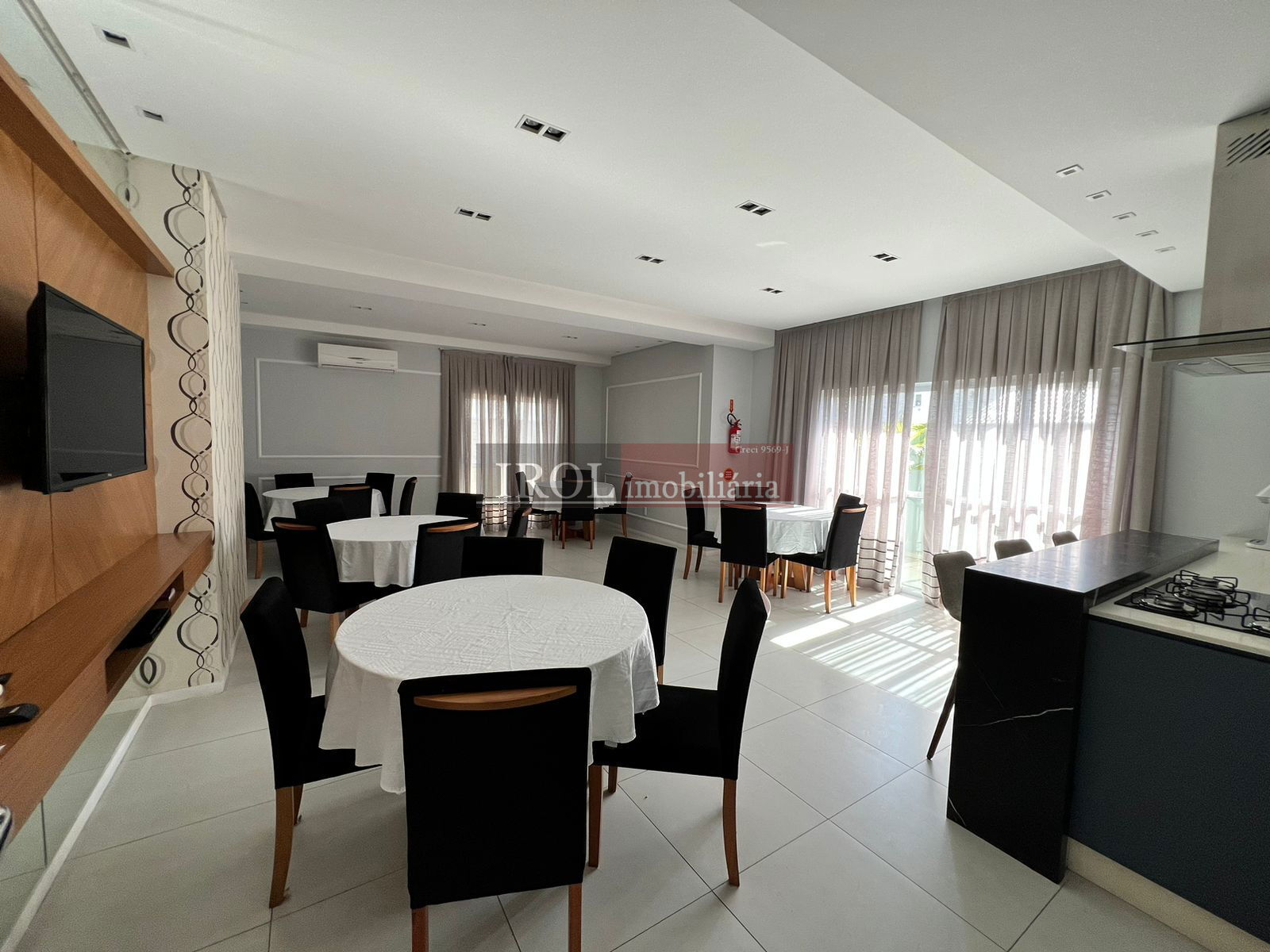 Apartamento à venda com 2 quartos, 69m² - Foto 15