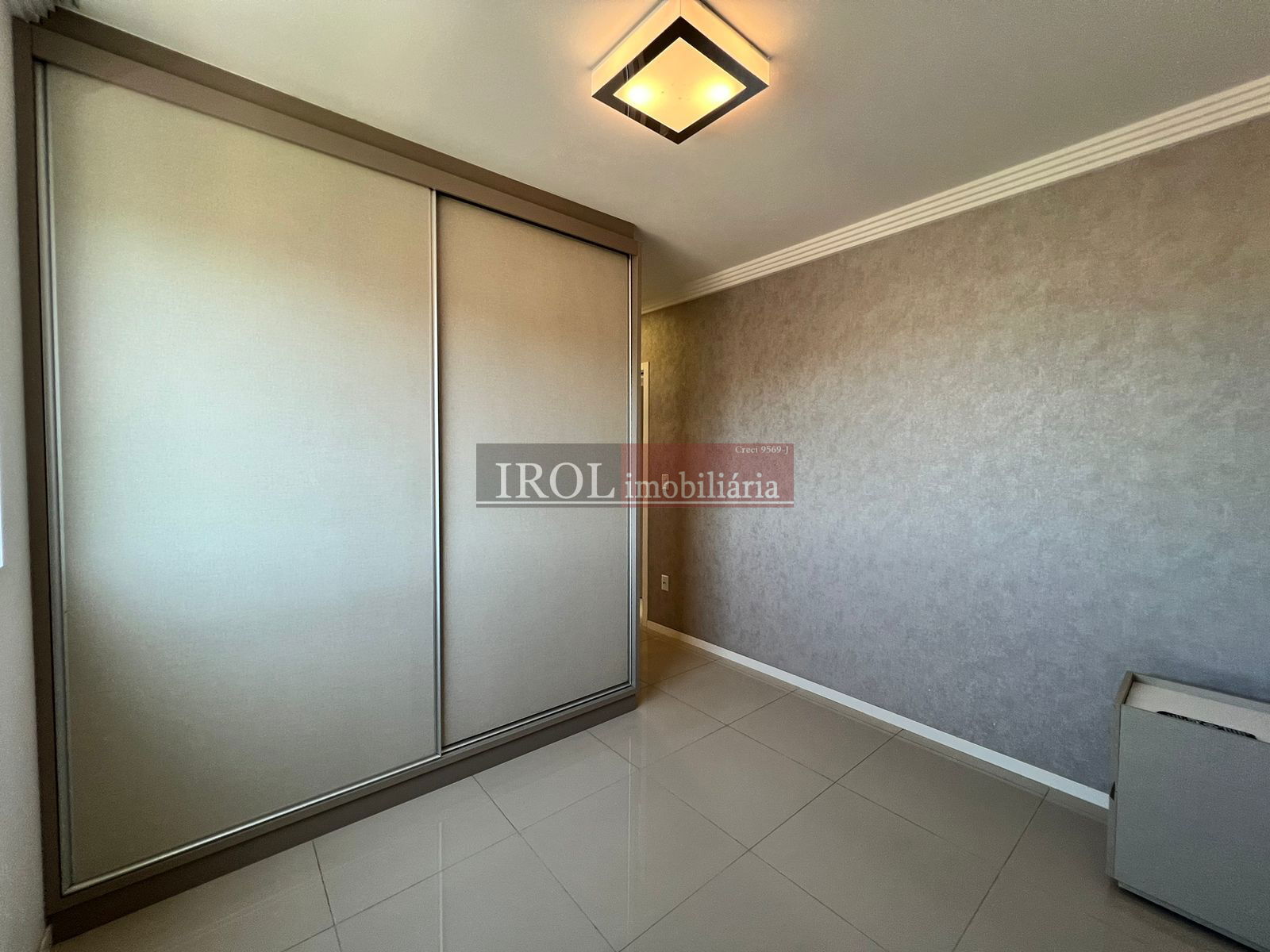 Apartamento à venda com 2 quartos, 69m² - Foto 12