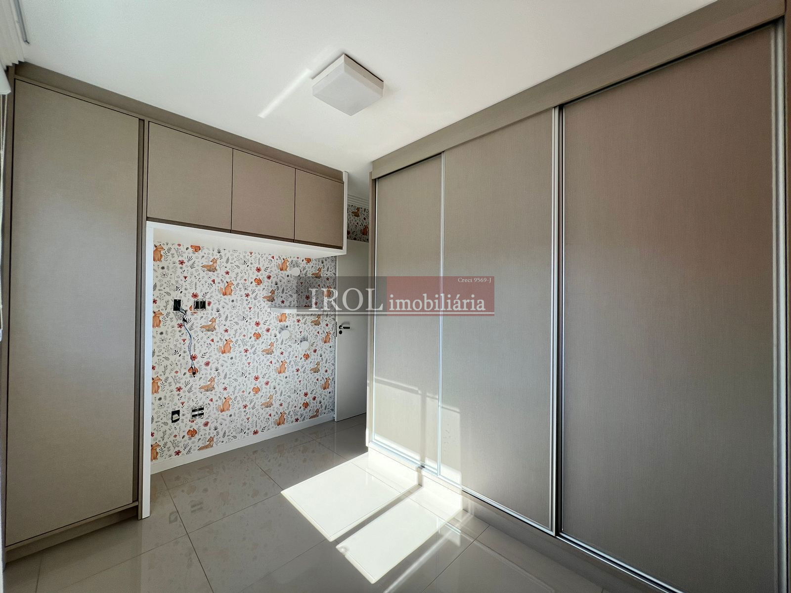 Apartamento à venda com 2 quartos, 69m² - Foto 10