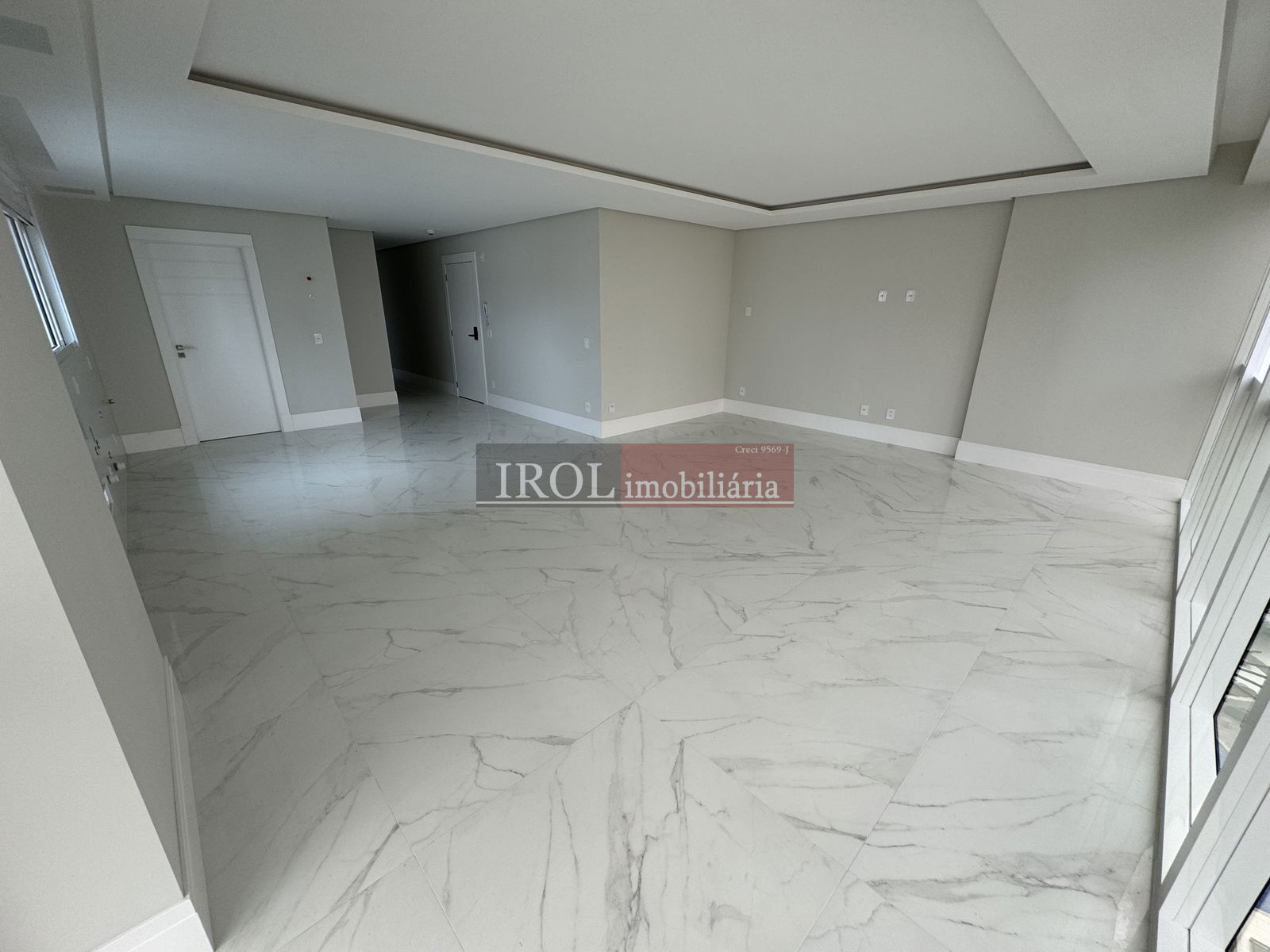 Apartamento à venda com 4 quartos, 151m² - Foto 23