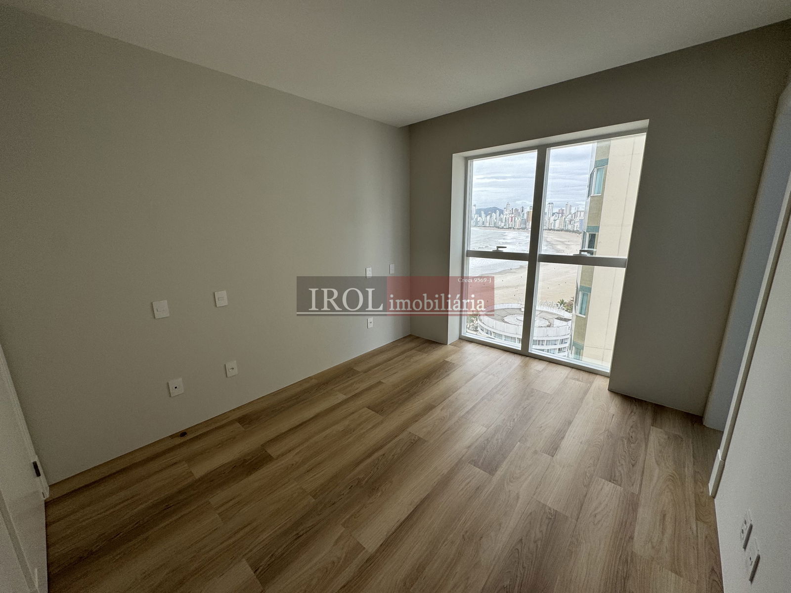 Apartamento à venda com 4 quartos, 151m² - Foto 35