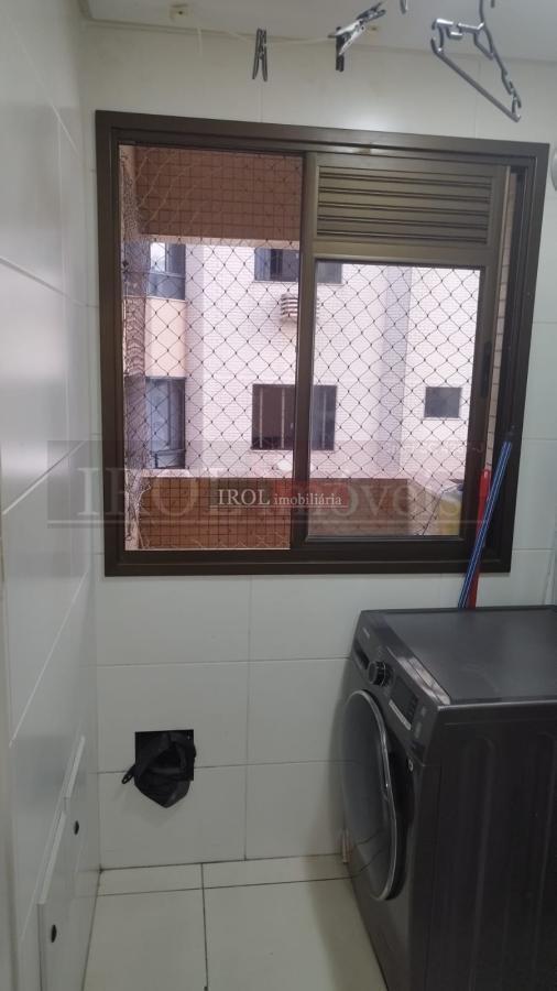 Apartamento à venda com 2 quartos, 77m² - Foto 13