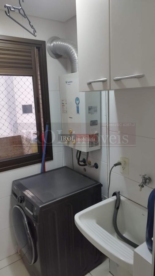 Apartamento à venda com 2 quartos, 77m² - Foto 10