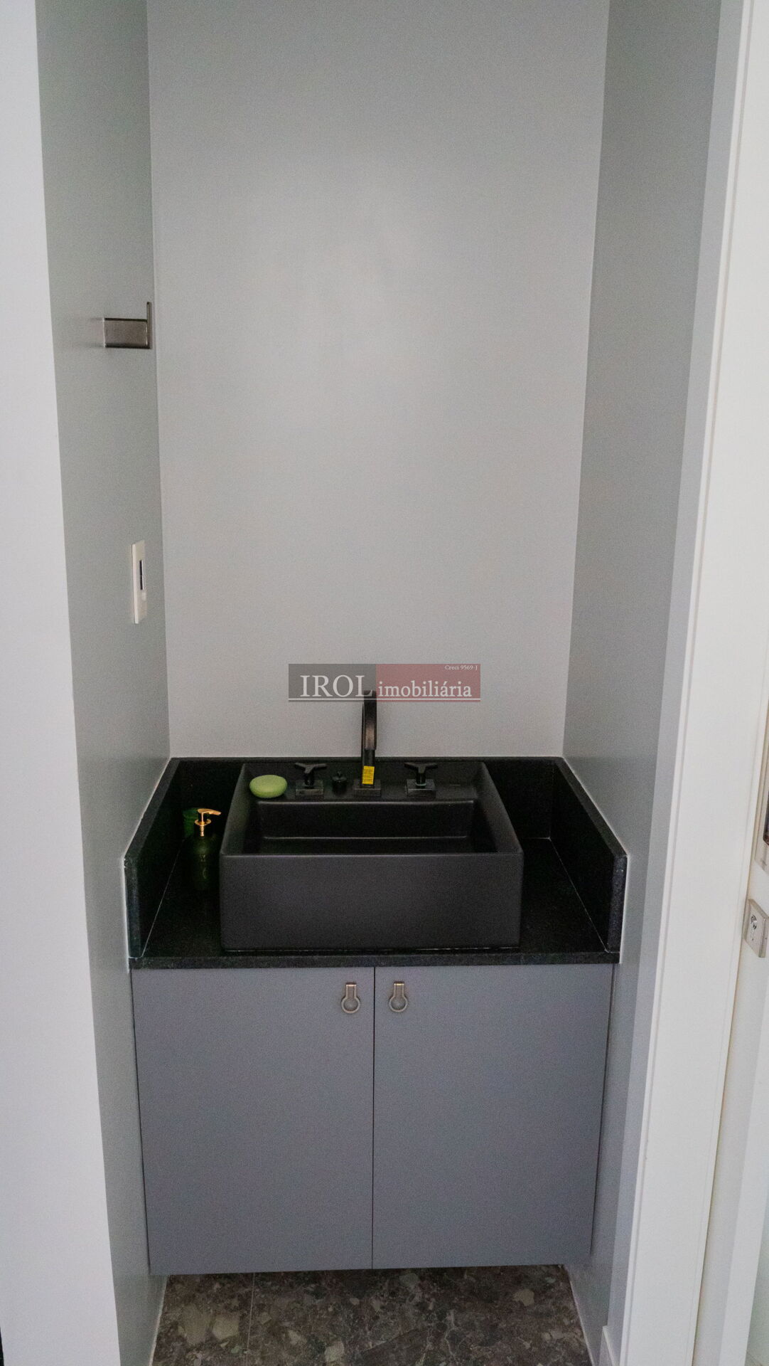 Apartamento à venda com 3 quartos, 112m² - Foto 18