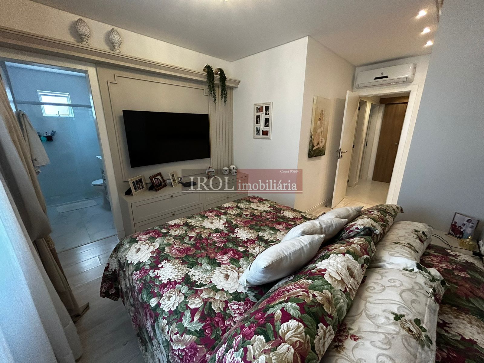 Apartamento à venda com 3 quartos, 130m² - Foto 7