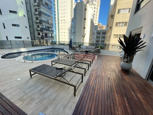 Apartamento à venda com 3 quartos, 399m² - Foto 4