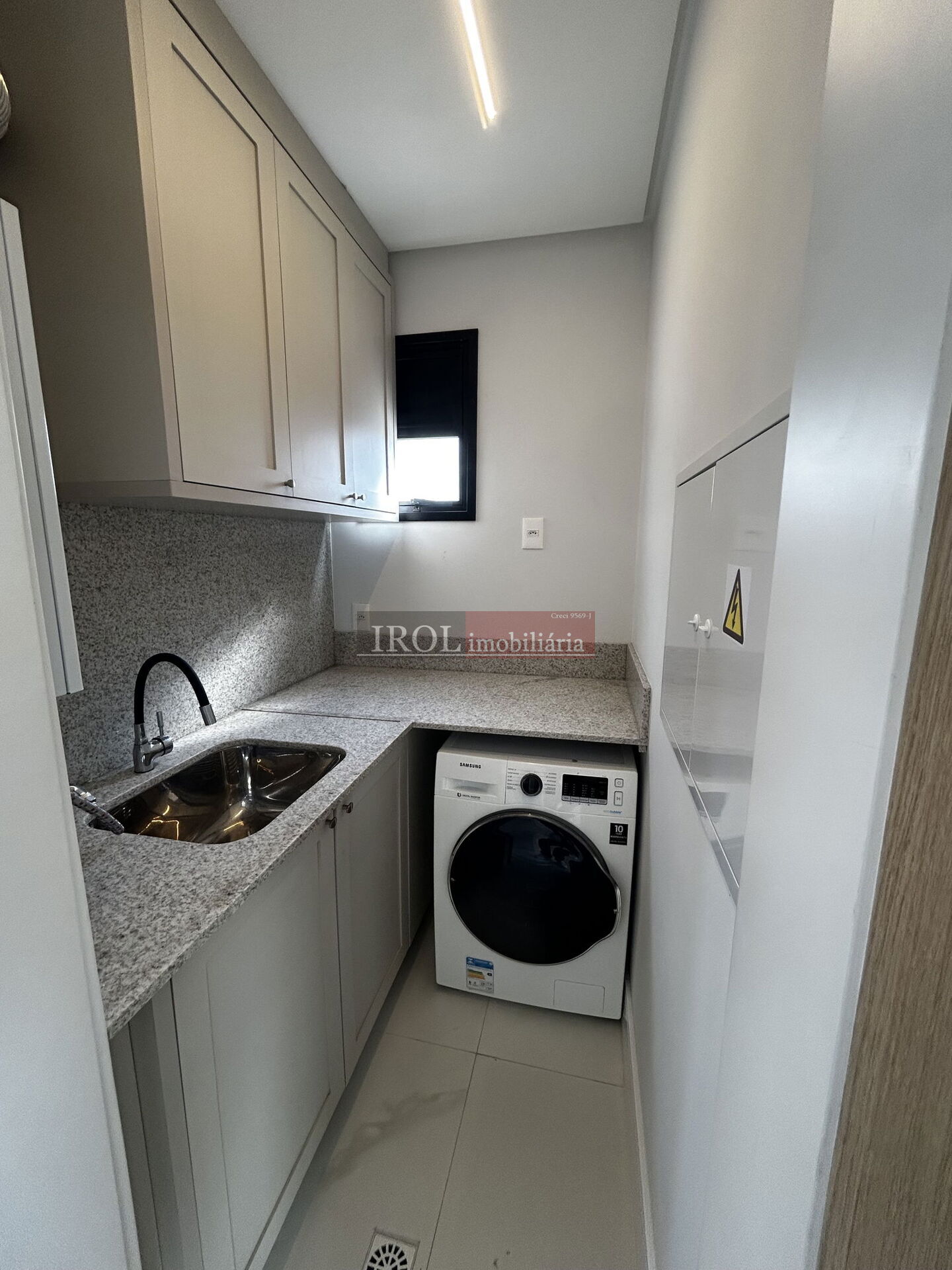 Apartamento à venda com 3 quartos, 125m² - Foto 10