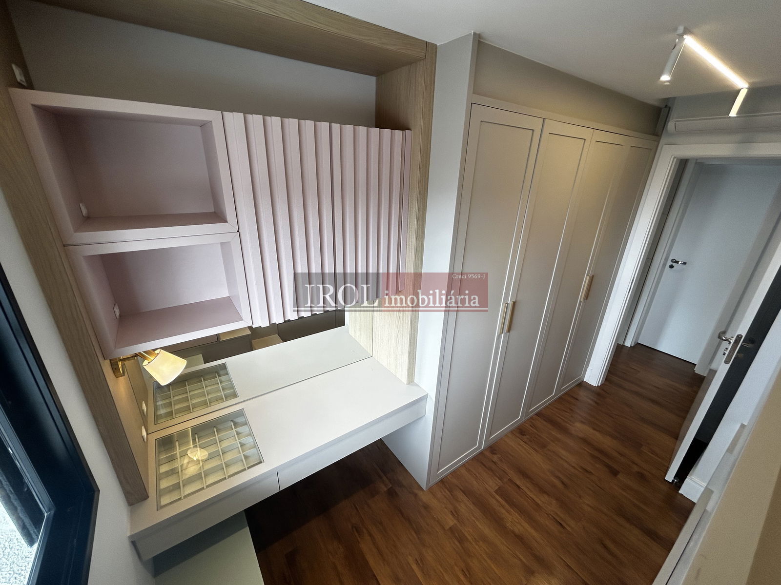 Apartamento à venda com 3 quartos, 125m² - Foto 15