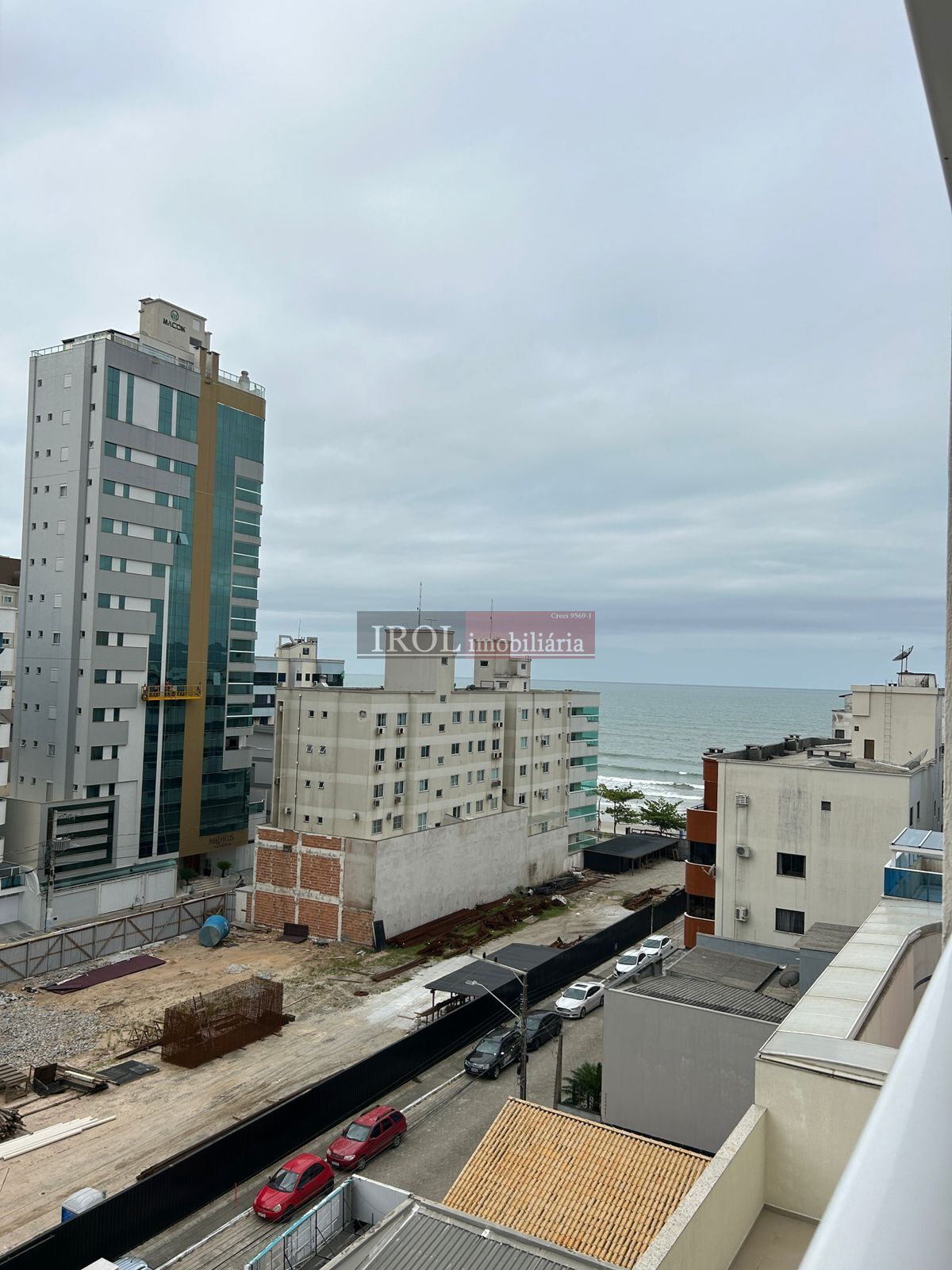 Apartamento à venda com 3 quartos, 202m² - Foto 6