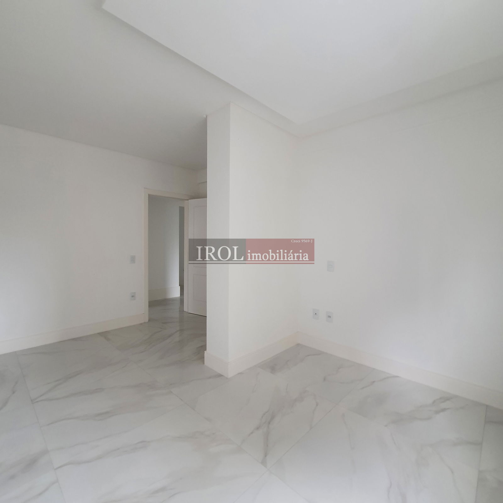 Apartamento à venda com 4 quartos, 280m² - Foto 10