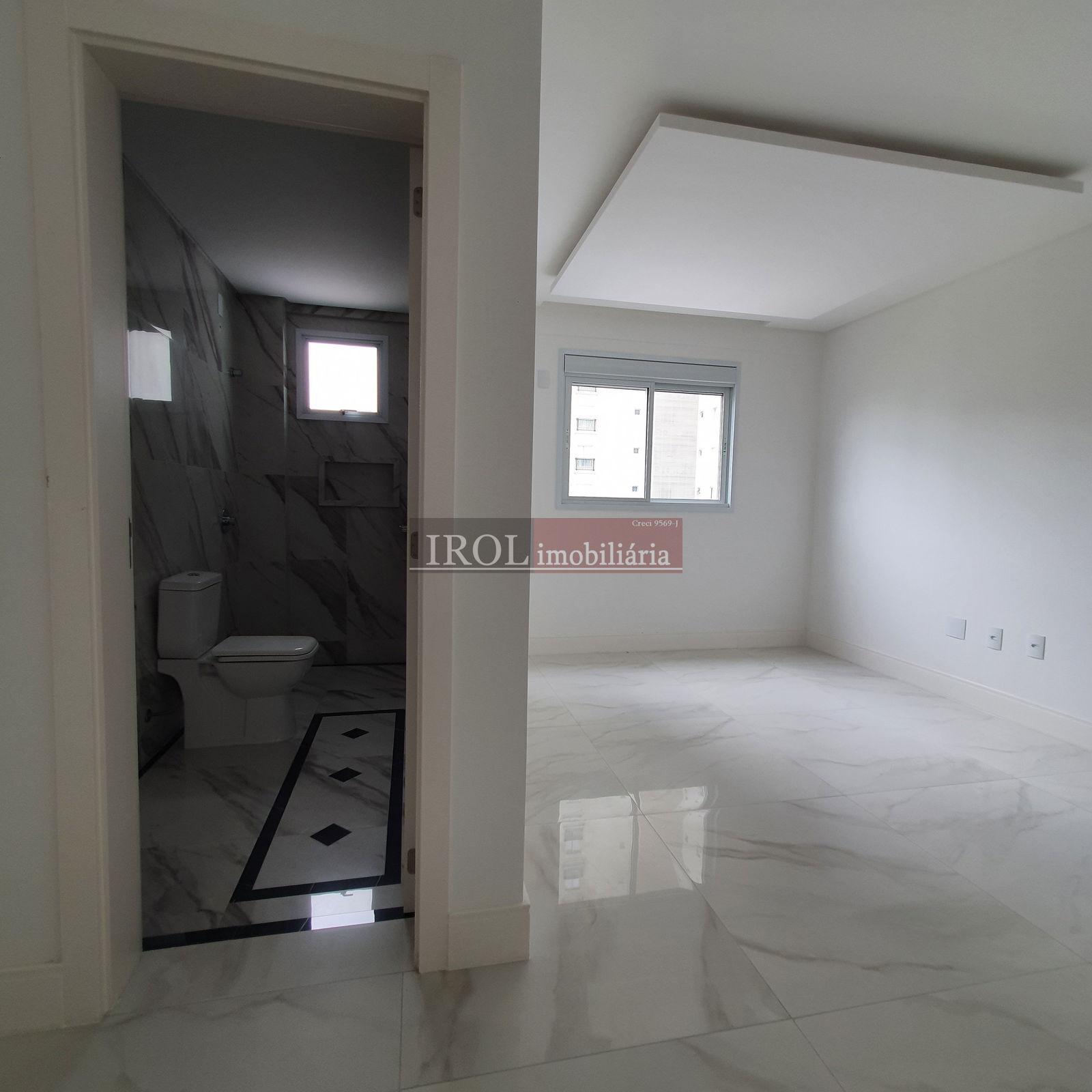 Apartamento à venda com 4 quartos, 280m² - Foto 12