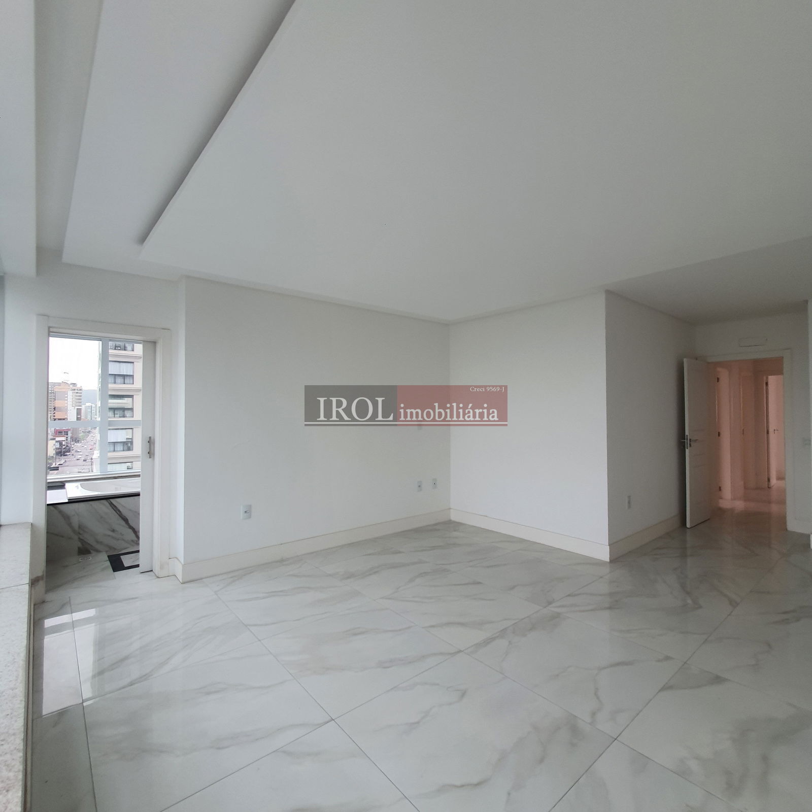 Apartamento à venda com 4 quartos, 280m² - Foto 17