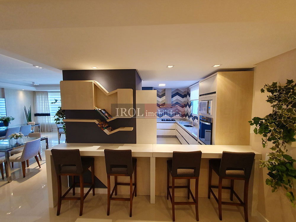 Apartamento à venda com 3 quartos, 133m² - Foto 19