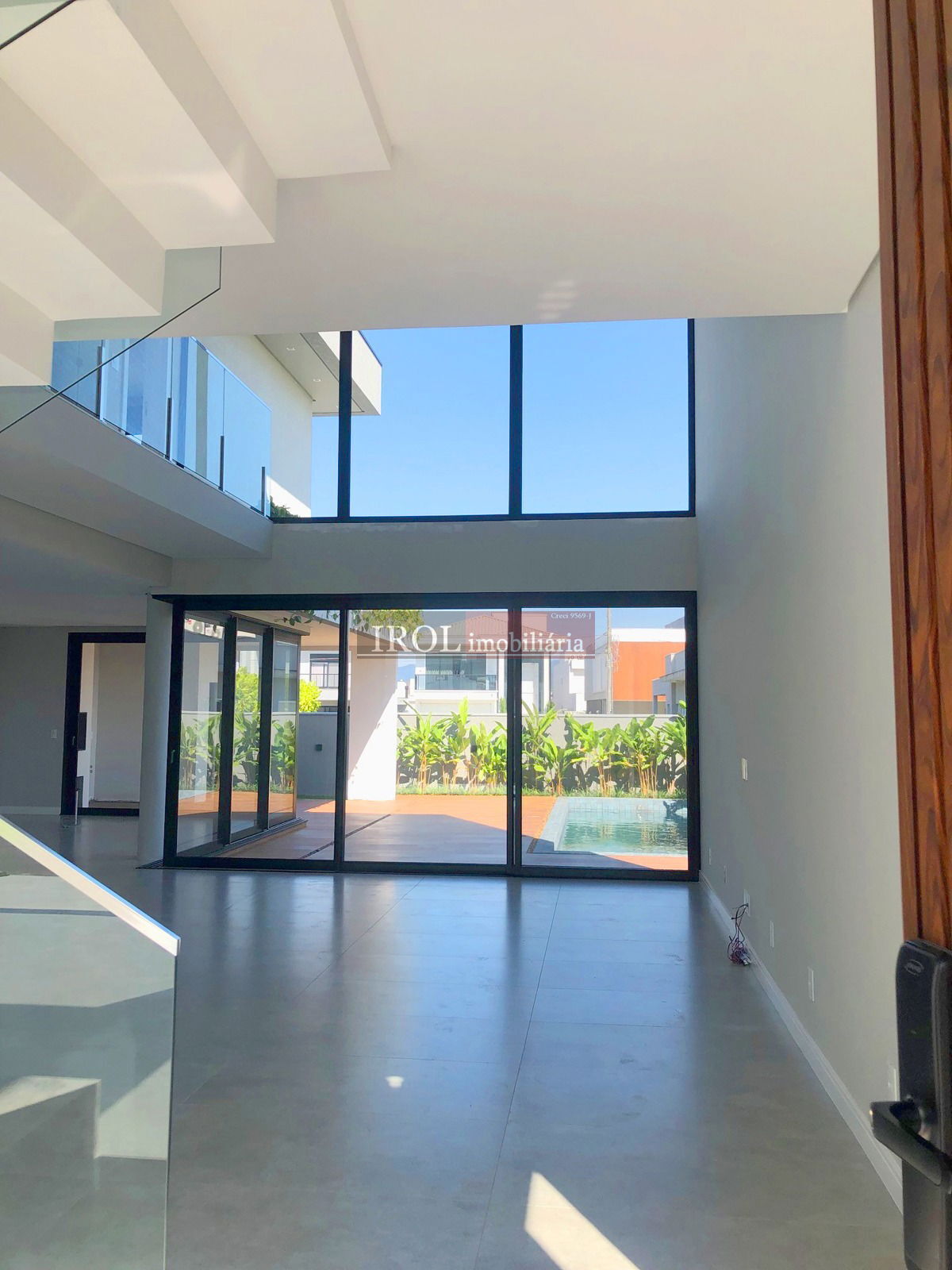 Casa à venda com 4 quartos, 386m² - Foto 28