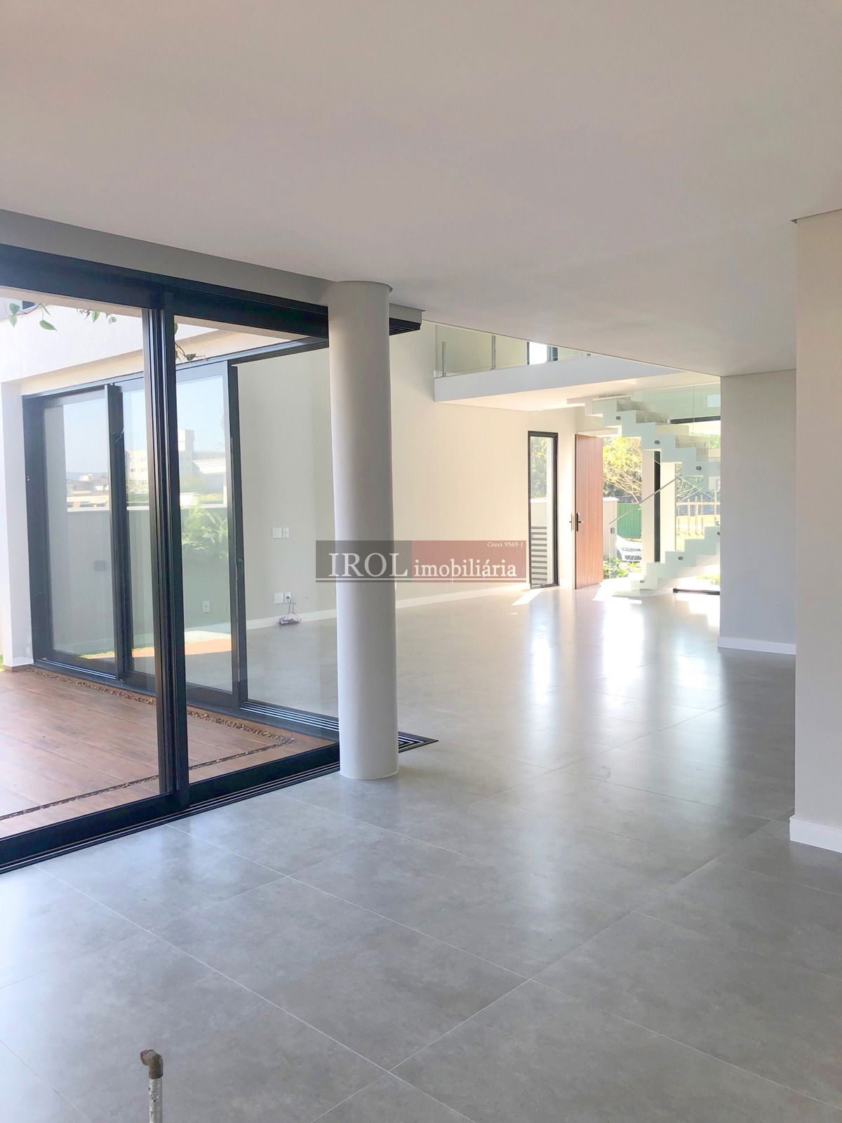 Casa à venda com 4 quartos, 386m² - Foto 22