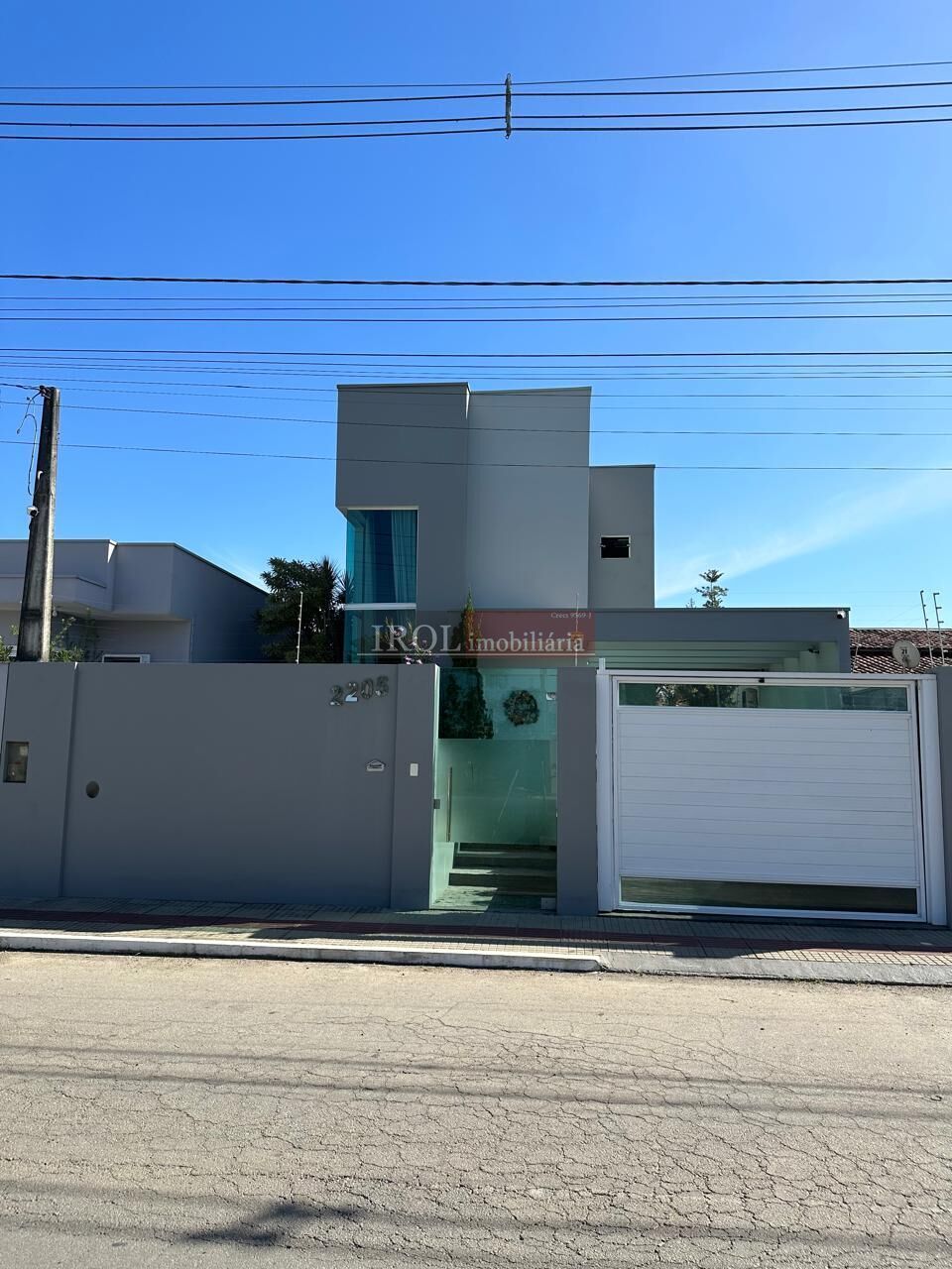 Sobrado à venda com 2 quartos, 156m² - Foto 1