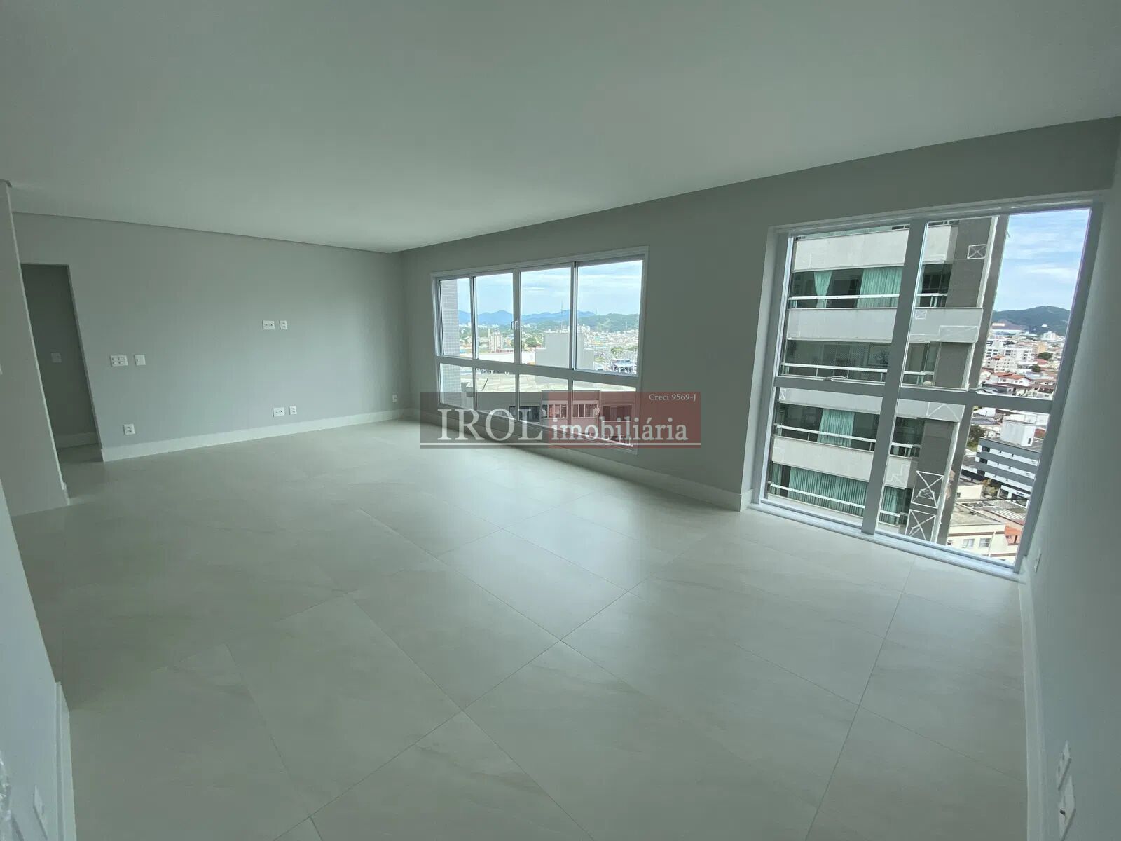 Apartamento à venda com 4 quartos, 132m² - Foto 5