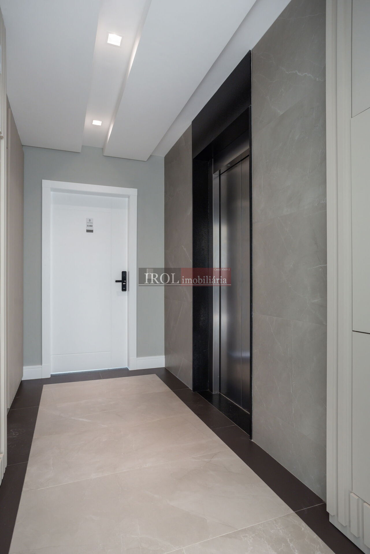 Apartamento à venda com 3 quartos, 127m² - Foto 13