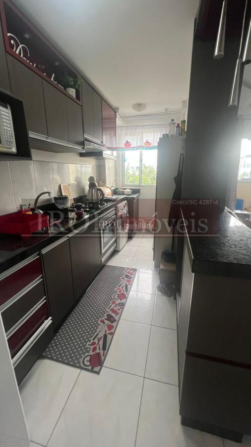 Apartamento à venda com 2 quartos, 57m² - Foto 1