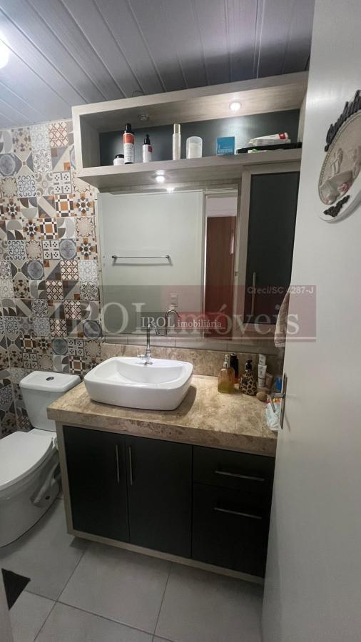 Apartamento à venda com 2 quartos, 57m² - Foto 2