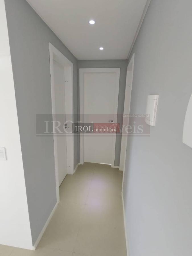 Apartamento à venda com 3 quartos, 93m² - Foto 12