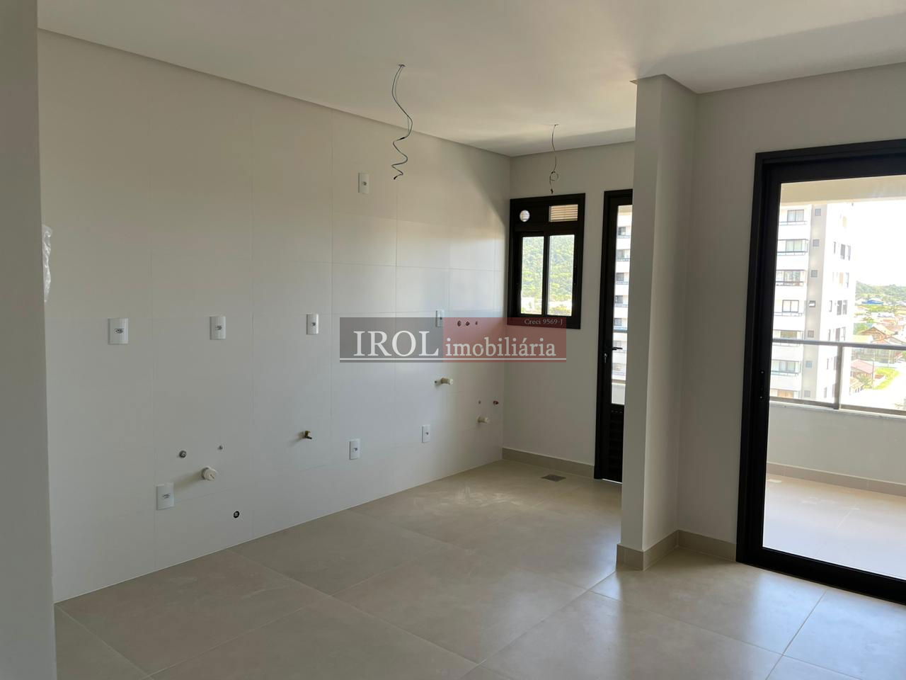 Apartamento à venda com 3 quartos, 96m² - Foto 10