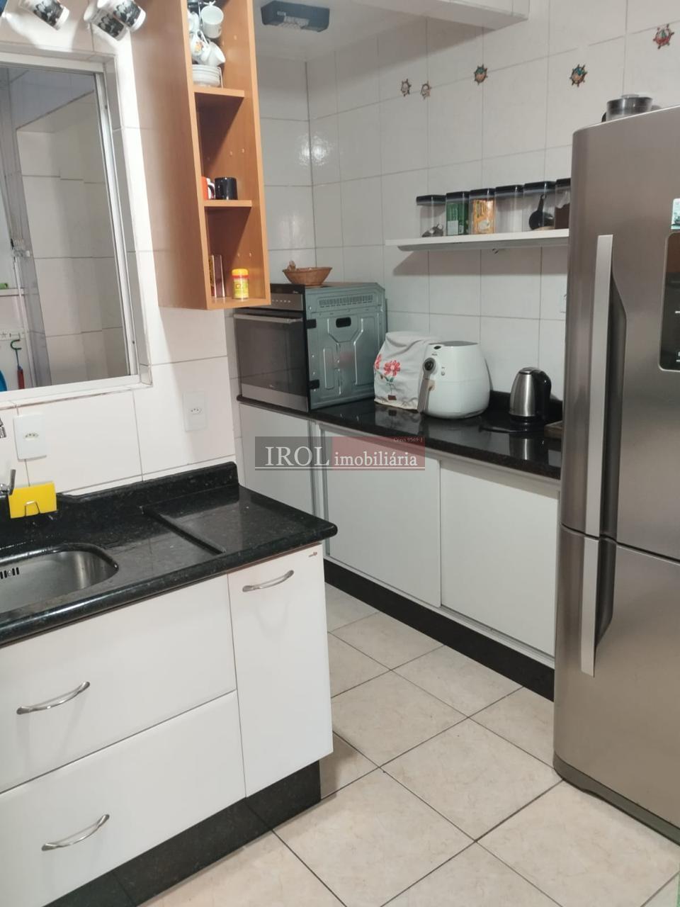 Apartamento à venda com 2 quartos, 63m² - Foto 11