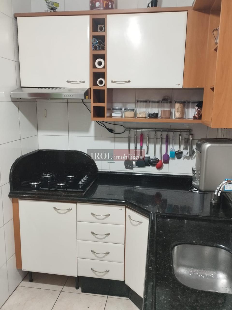 Apartamento à venda com 2 quartos, 63m² - Foto 12