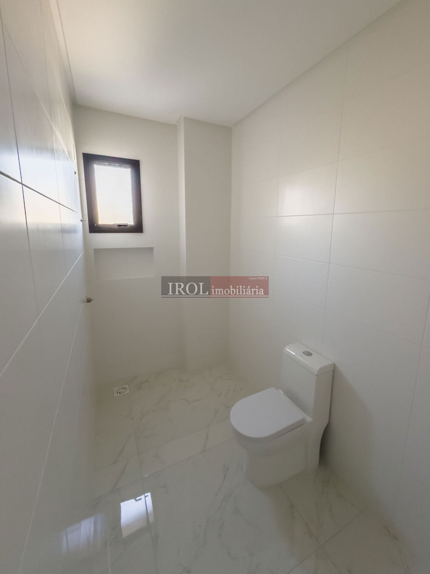 Apartamento à venda com 3 quartos, 138m² - Foto 11