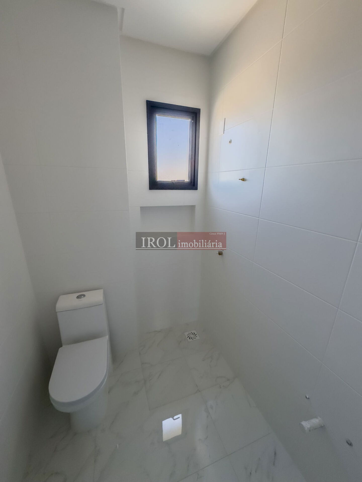 Apartamento à venda com 3 quartos, 138m² - Foto 17