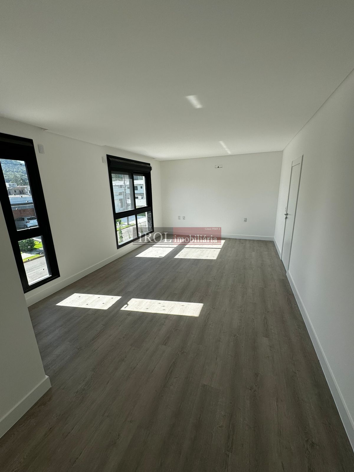 Casa à venda com 3 quartos, 251m² - Foto 21