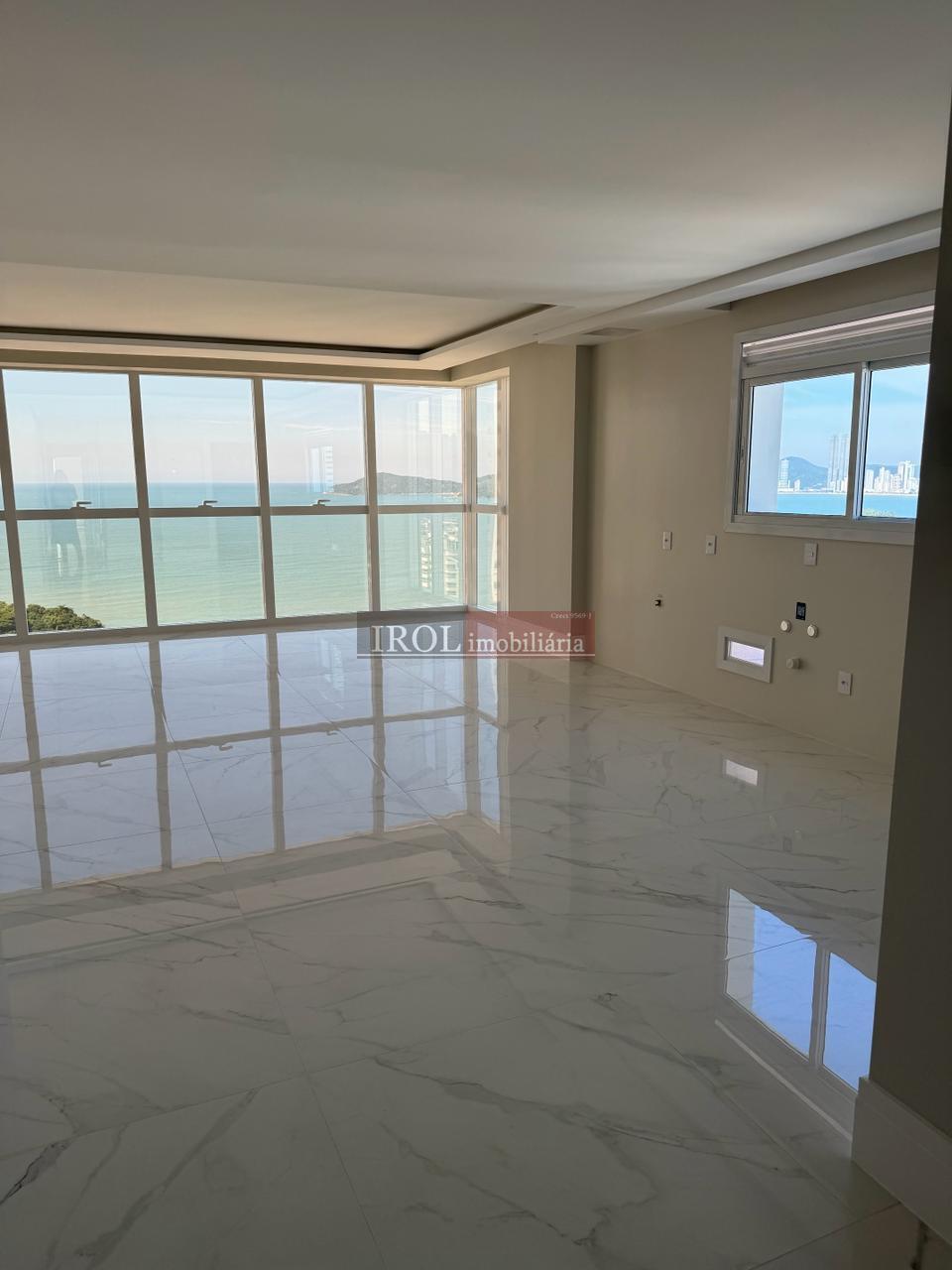 Apartamento à venda com 4 quartos, 151m² - Foto 12