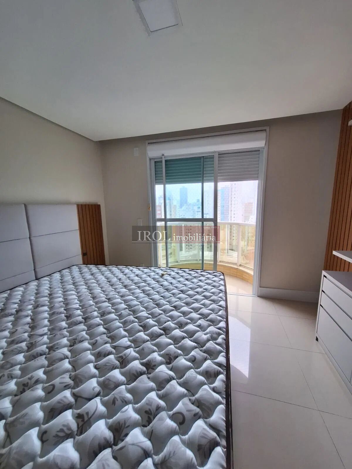 Apartamento para alugar com 3 quartos, 136m² - Foto 5