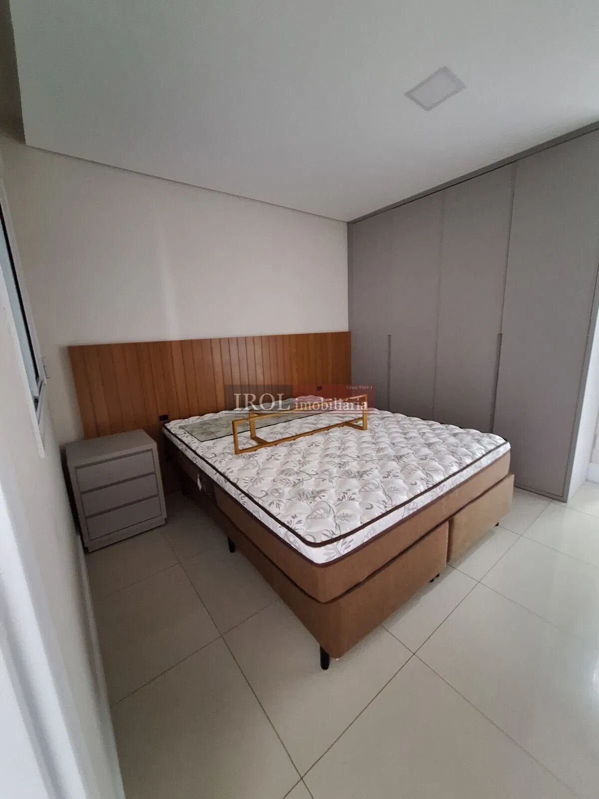 Apartamento para alugar com 3 quartos, 136m² - Foto 4