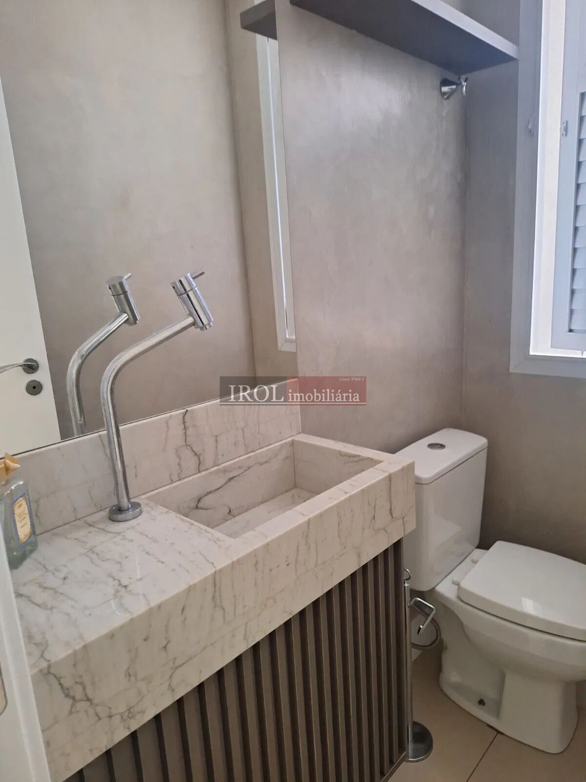 Apartamento para alugar com 3 quartos, 136m² - Foto 24