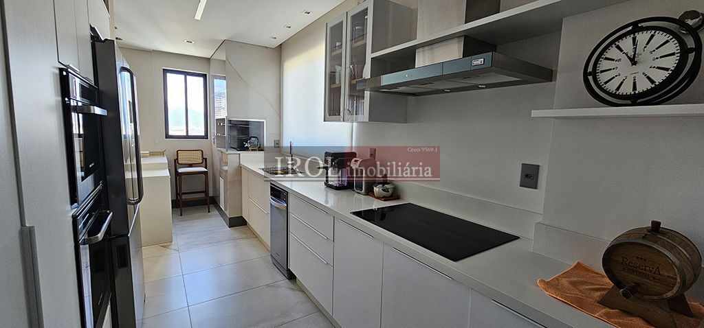 Apartamento à venda com 3 quartos, 130m² - Foto 16