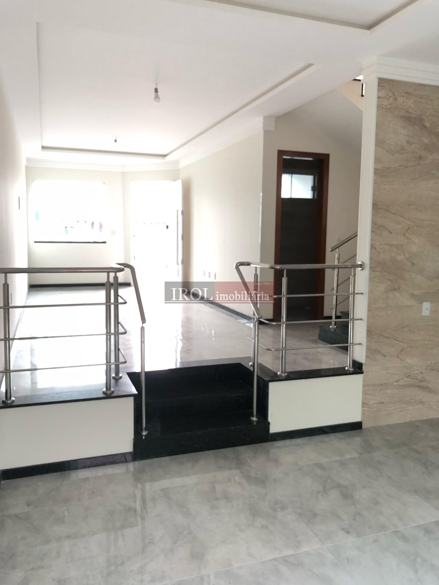 Sobrado à venda com 3 quartos, 100m² - Foto 9