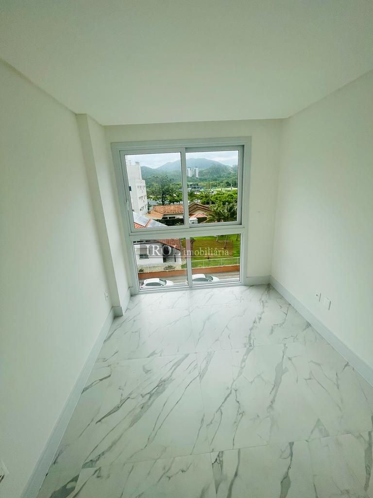 Apartamento à venda com 3 quartos, 109m² - Foto 14