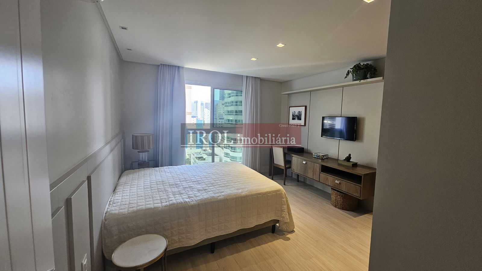 Apartamento à venda com 5 quartos, 283m² - Foto 35