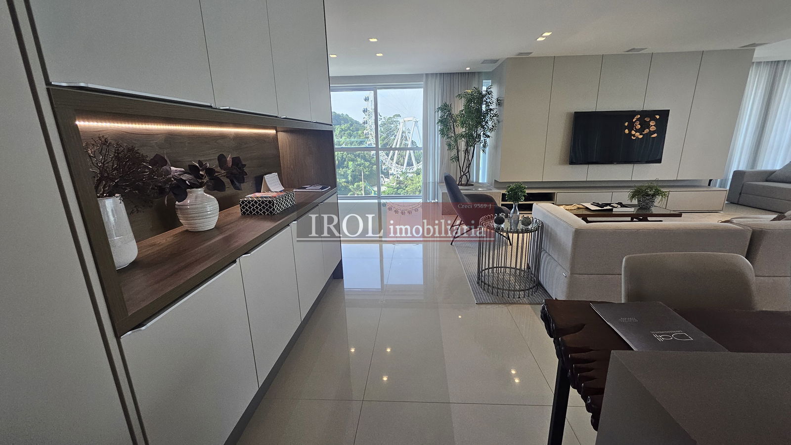 Apartamento à venda com 5 quartos, 283m² - Foto 14