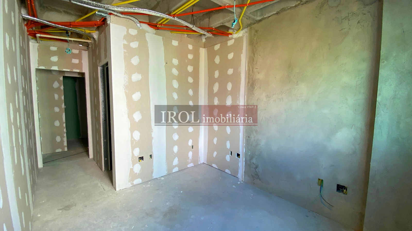 Apartamento à venda com 4 quartos, 180m² - Foto 23