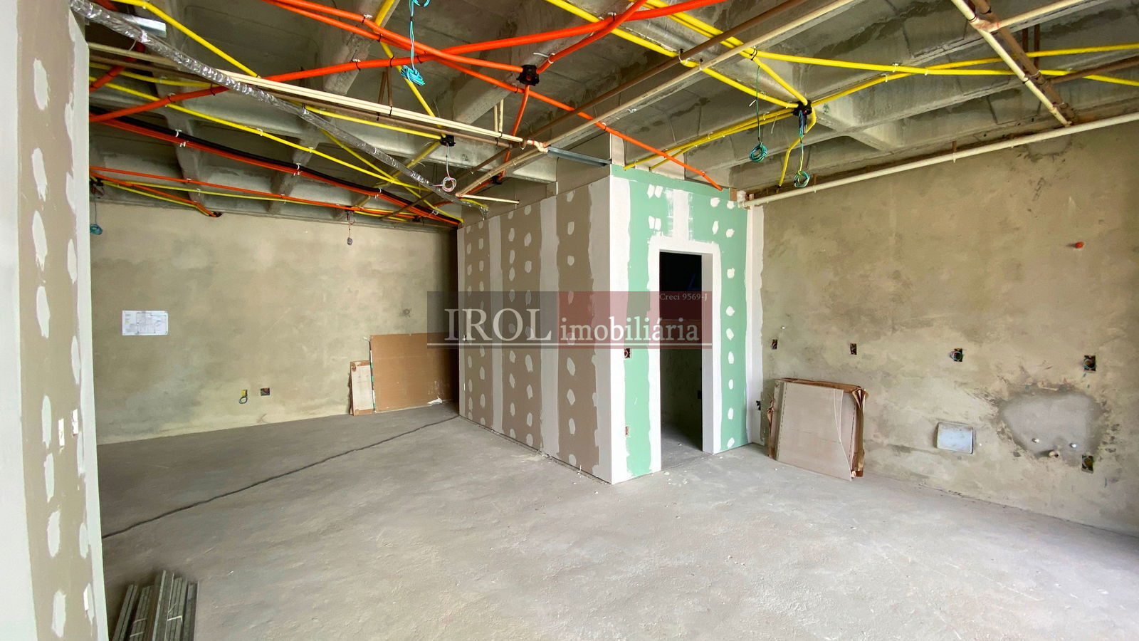 Apartamento à venda com 4 quartos, 180m² - Foto 16