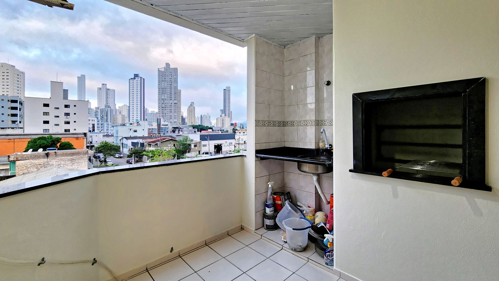 Apartamento à venda com 2 quartos, 66m² - Foto 4