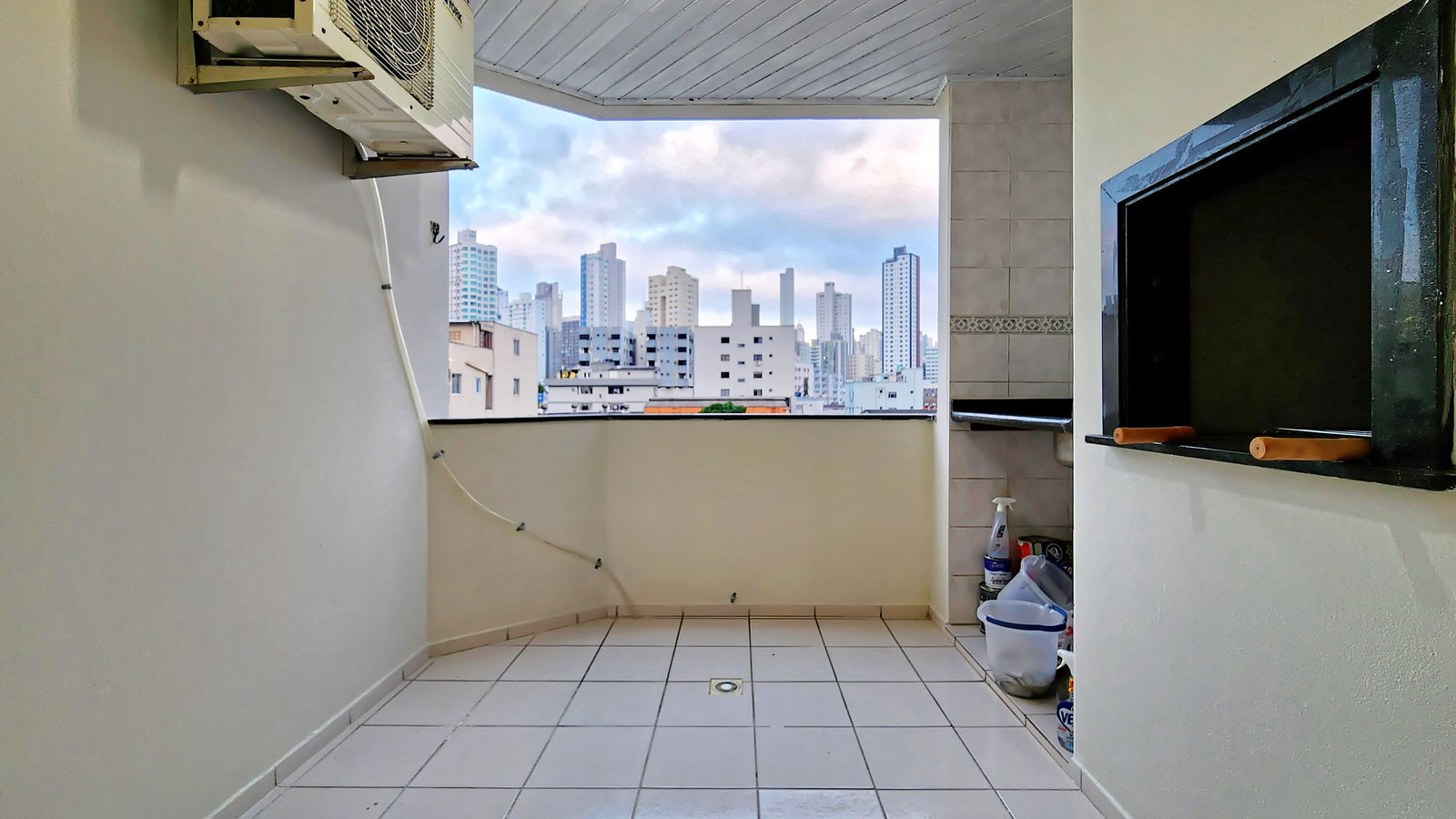 Apartamento à venda com 2 quartos, 66m² - Foto 5