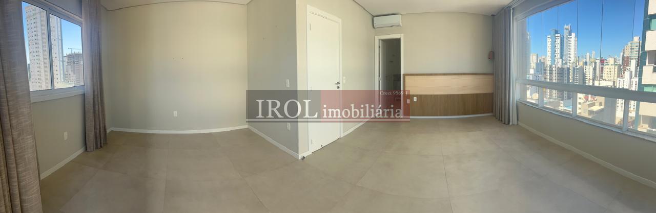 Cobertura à venda com 4 quartos, 240m² - Foto 13