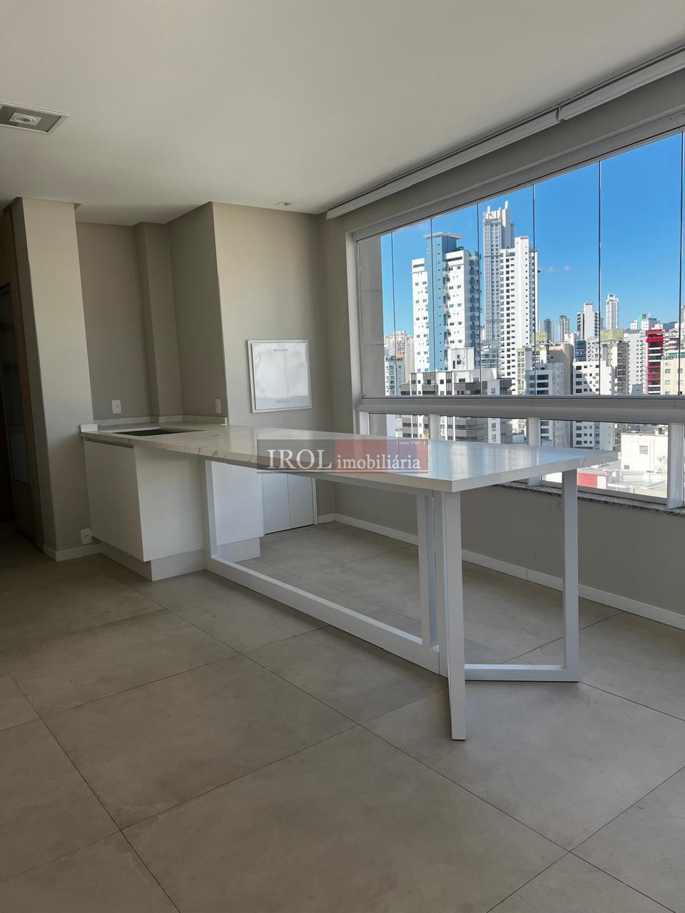 Cobertura à venda com 4 quartos, 240m² - Foto 16