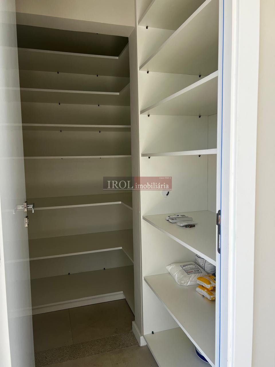 Cobertura à venda com 4 quartos, 240m² - Foto 19