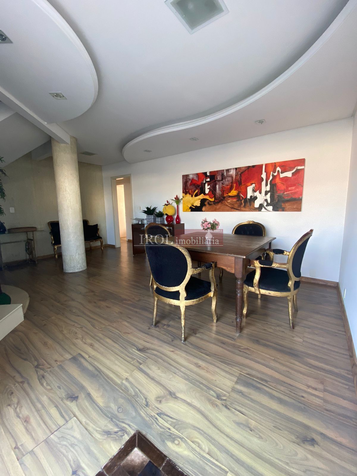 Casa à venda com 5 quartos, 270m² - Foto 17