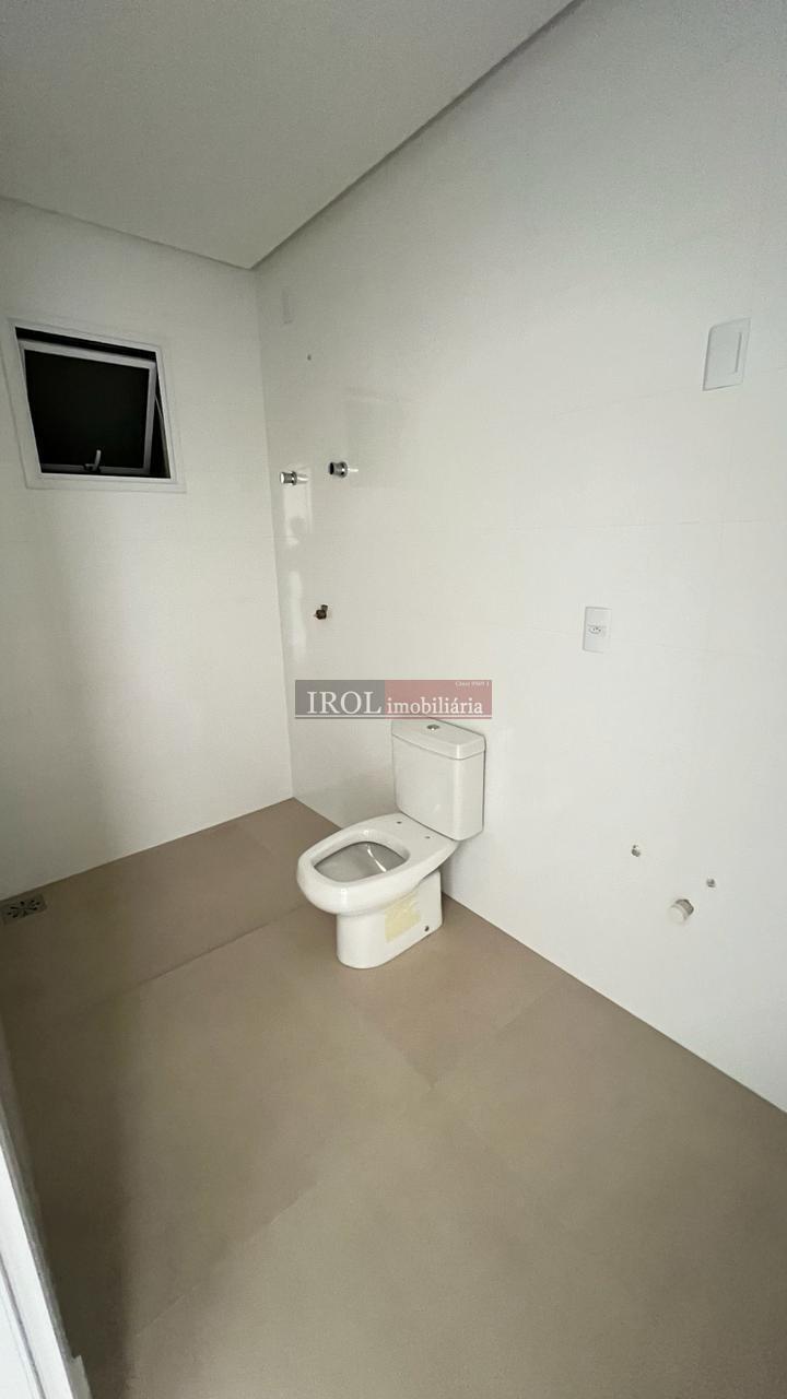 Apartamento à venda com 4 quartos, 190m² - Foto 14